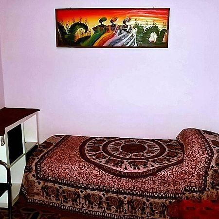 Three Rooms Near Central Station 卡塔尼亚 外观 照片